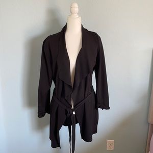 Cabi Light weight, tied flowing jacket sz. L